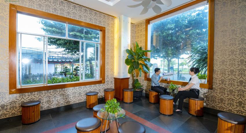 Green Deluxe Room